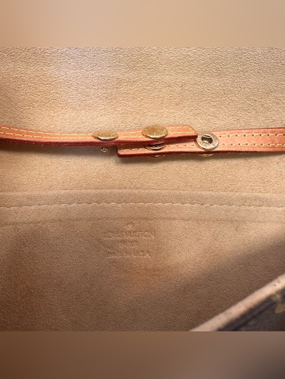 Authentic Louis Vuitton Brown Monogram Bag - Picture 5 of 10